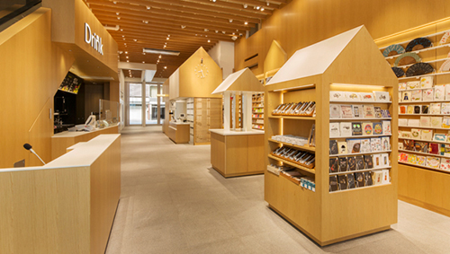 Shopping Mall Prop Production: Creating an Eye-Catching Shopping Environment
