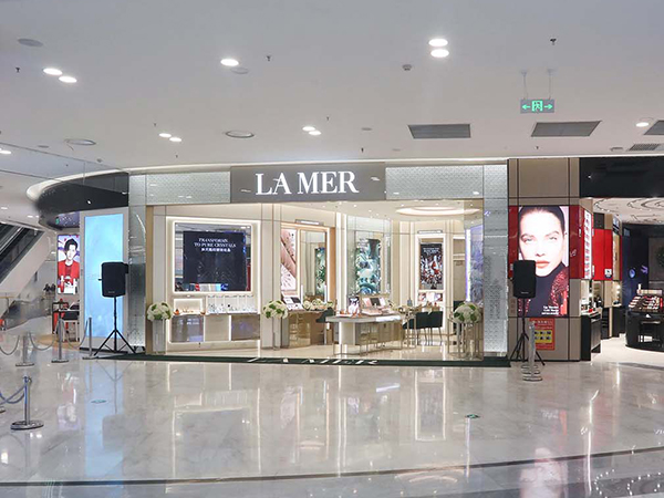 Large Commercial Space Design Service  