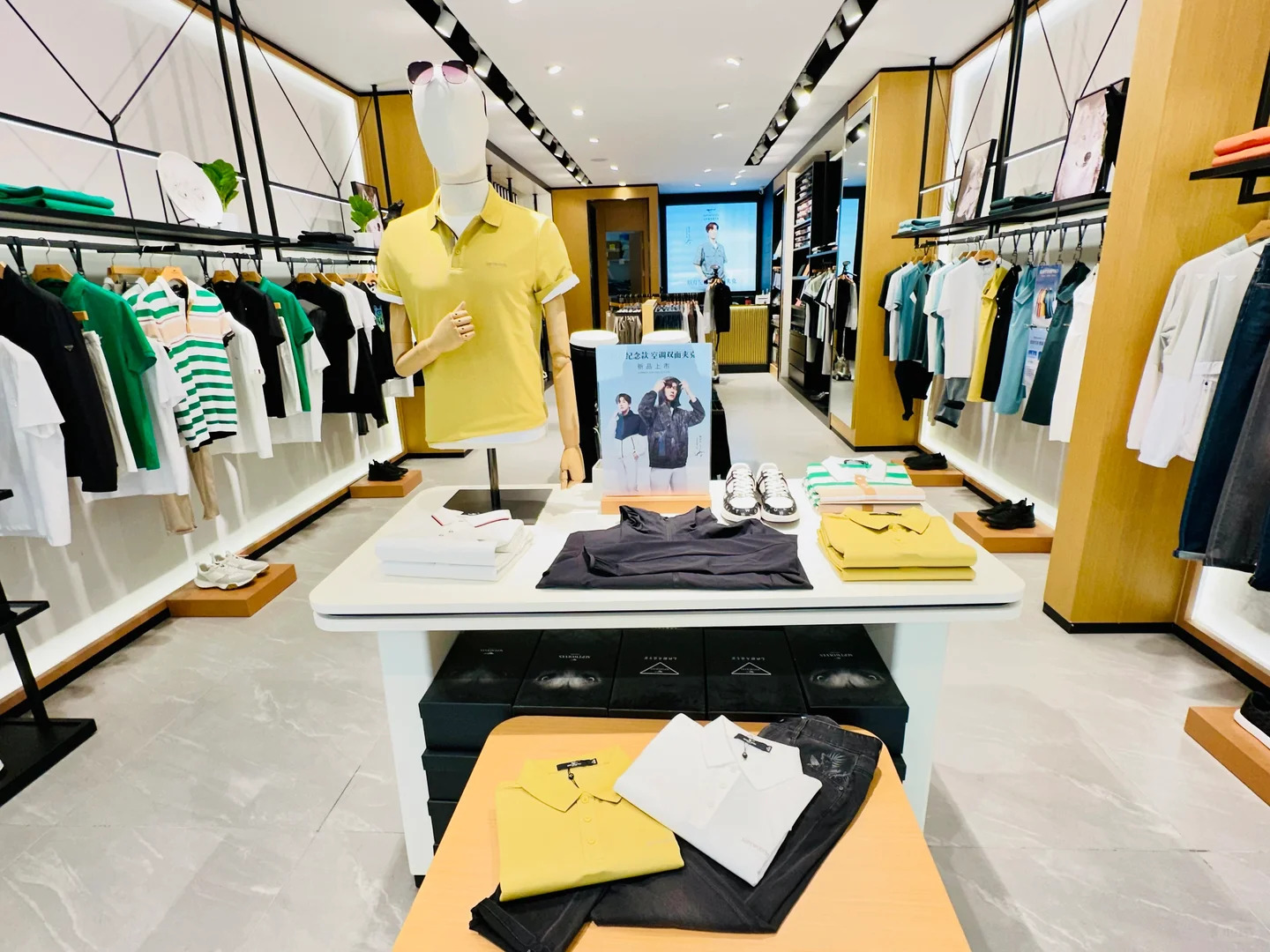 Modular Retail Display Solutions for Maximum Flexibility