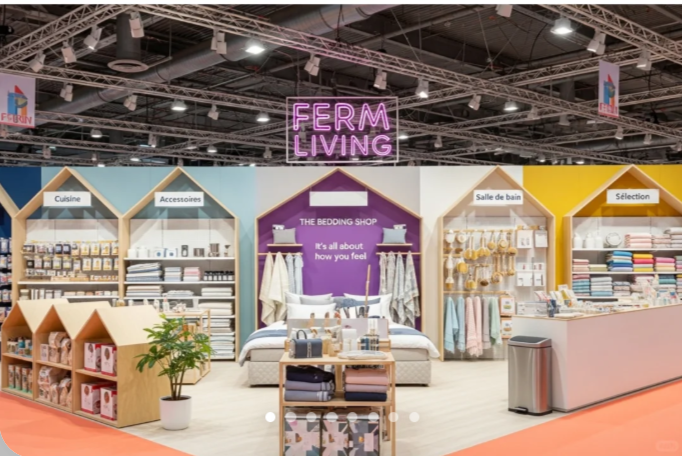 Retail Store Props: Telling Brand Stories That Convert