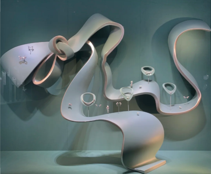 Window Display Props: Telling Brand Stories That Stop Foot Traffic