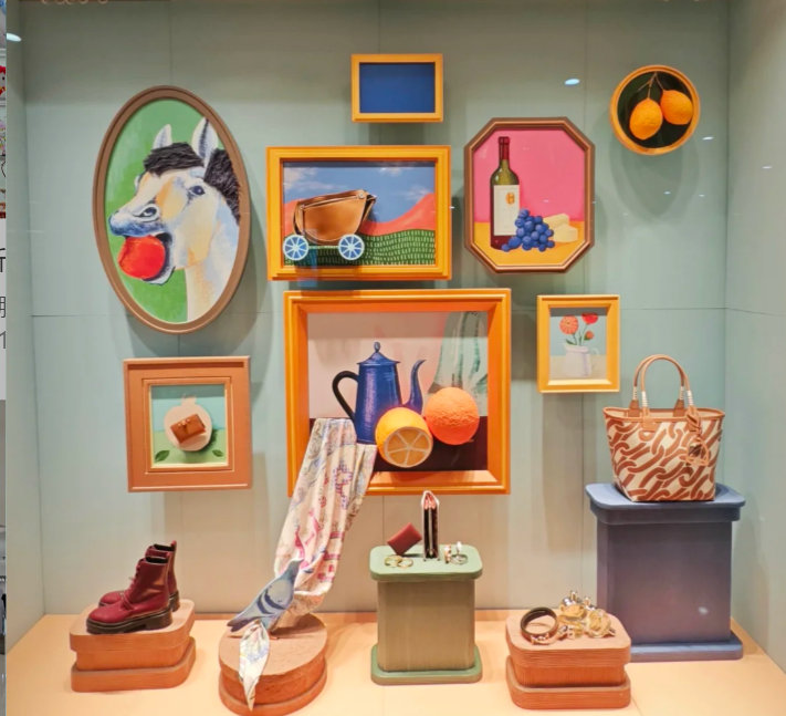 Window Display Fixtures: The First Impression That Counts